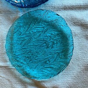 4 Shades of blue dessert plates. Green and orange plates listed separately.